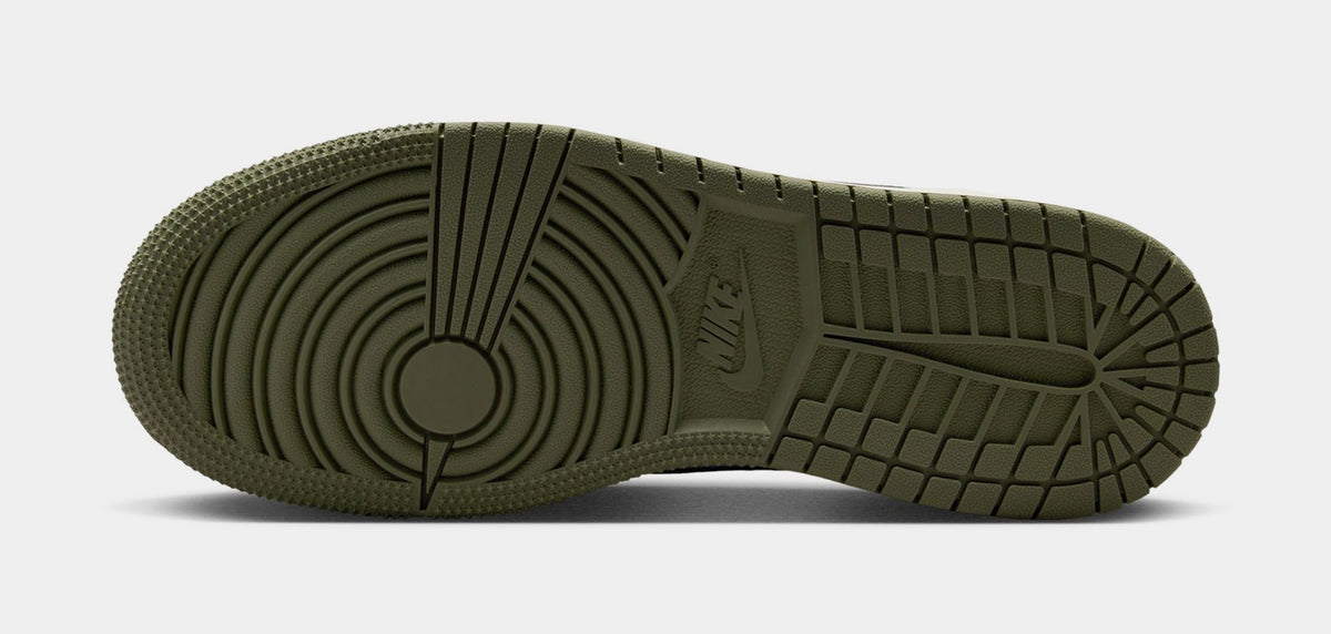 Air Jordan 1 Low OG Medium Olive And Summit White Grade School Lifestyle Shoes (Medium Olive/Black/Summit White/Sail)