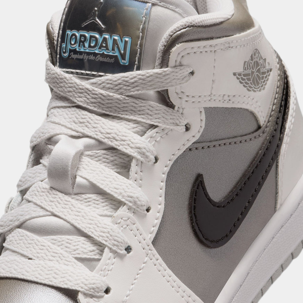 Air Jordan 1 Mid SE Preschool Lifestyle Shoes (Photon Dust/Flat Pewter/Black/Blue Chill)