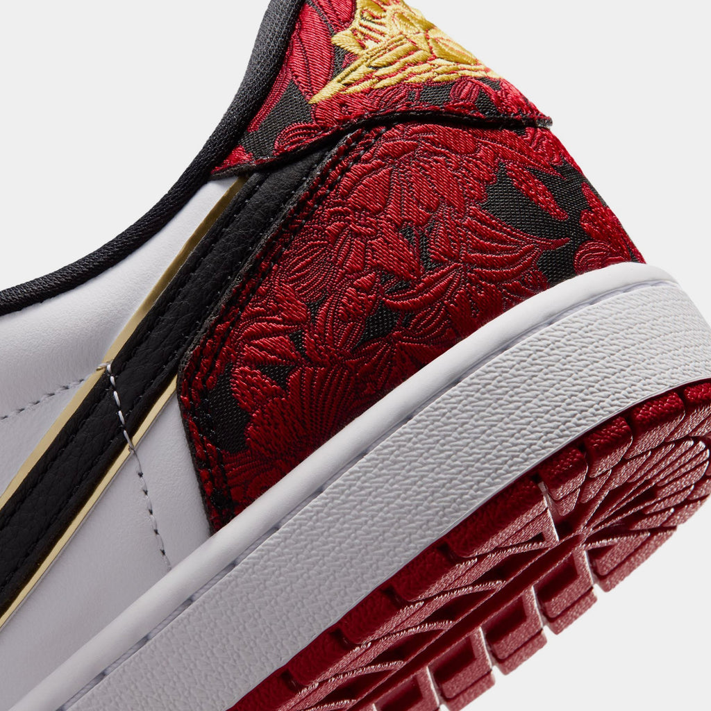 Air Jordan 1 Retro Low OG Garden Mens Lifestyle Shoes (Black/Varsity Red/Summit White)